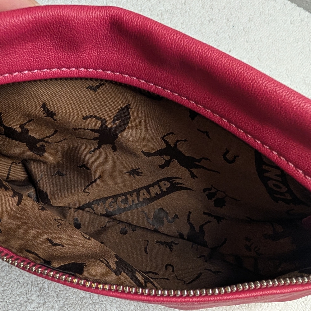 Authentic Longchamp Pink 🩷 Leather Pouch - Near New Condition - Picture 5 of 10